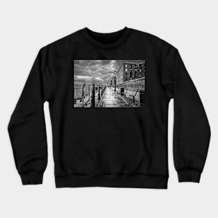 Albert Dock Crewneck Sweatshirt